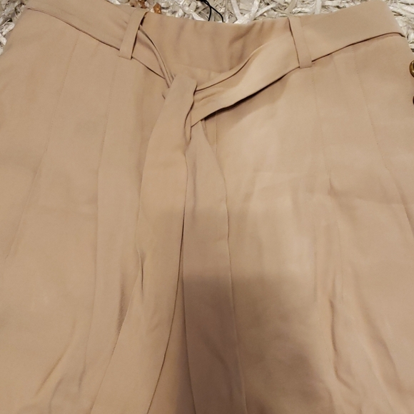 BCBG pants - Picture 4 of 5